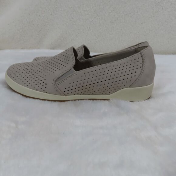 Dansko Gray Cement Nubuck Perforated Odina Slip-on Sneakers Sz 7 - Picture 2 of 8